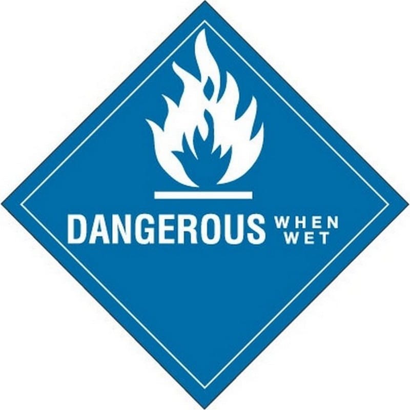 4" x 4" Dangerous When Wet D.O.T. Class 4 Hazard Labels (500 per Roll) - Image 2